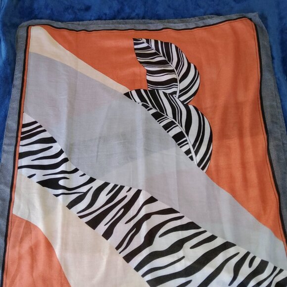 Zebra Print Veil Mantilla Scarf Shawl Wrap - Picture 4 of 11